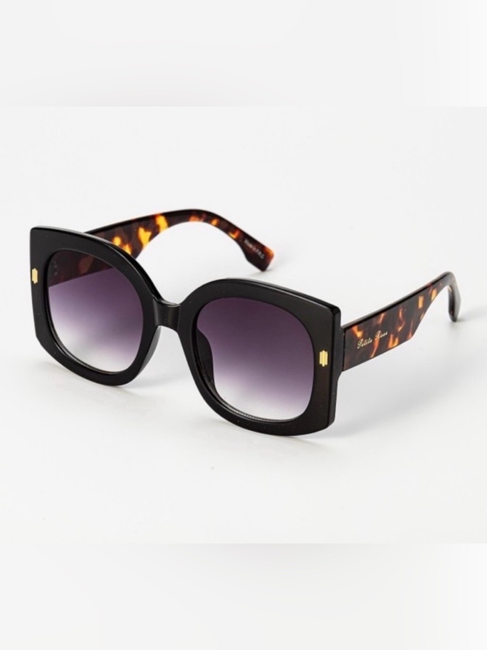 Oversized  Women's Sunglasses in Black with Tortoiseshell Temples